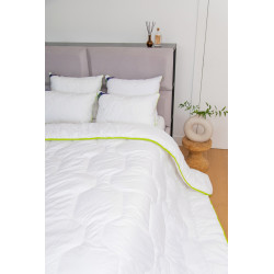 BAMBOO poduszka pikowana antyalergiczna i antybakteryjna Biały 40x40cm - AMZ