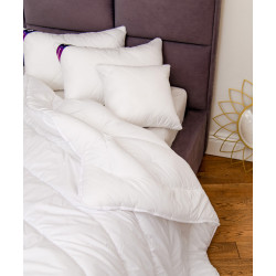 MIKROFIBRA poduszka pikowana  extra antyalergiczna (zwiększona ilość wypełnienia) Biały 40x40cm - AMZ